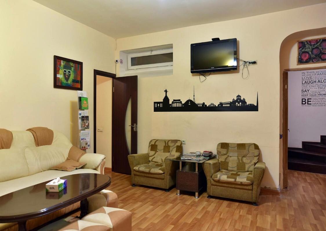 Saryan Hotel Єреван Екстер'єр фото